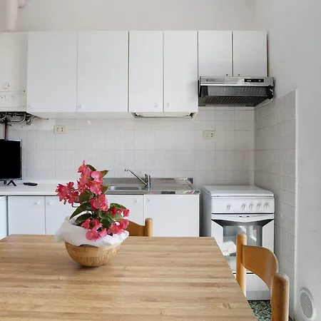 Apartment 9