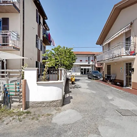 9 Apartment