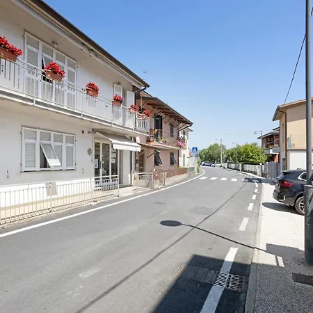 9 Apartment Ameglia