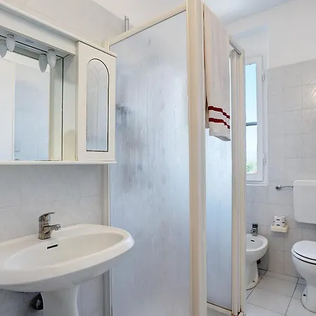 9 Appartement Ameglia